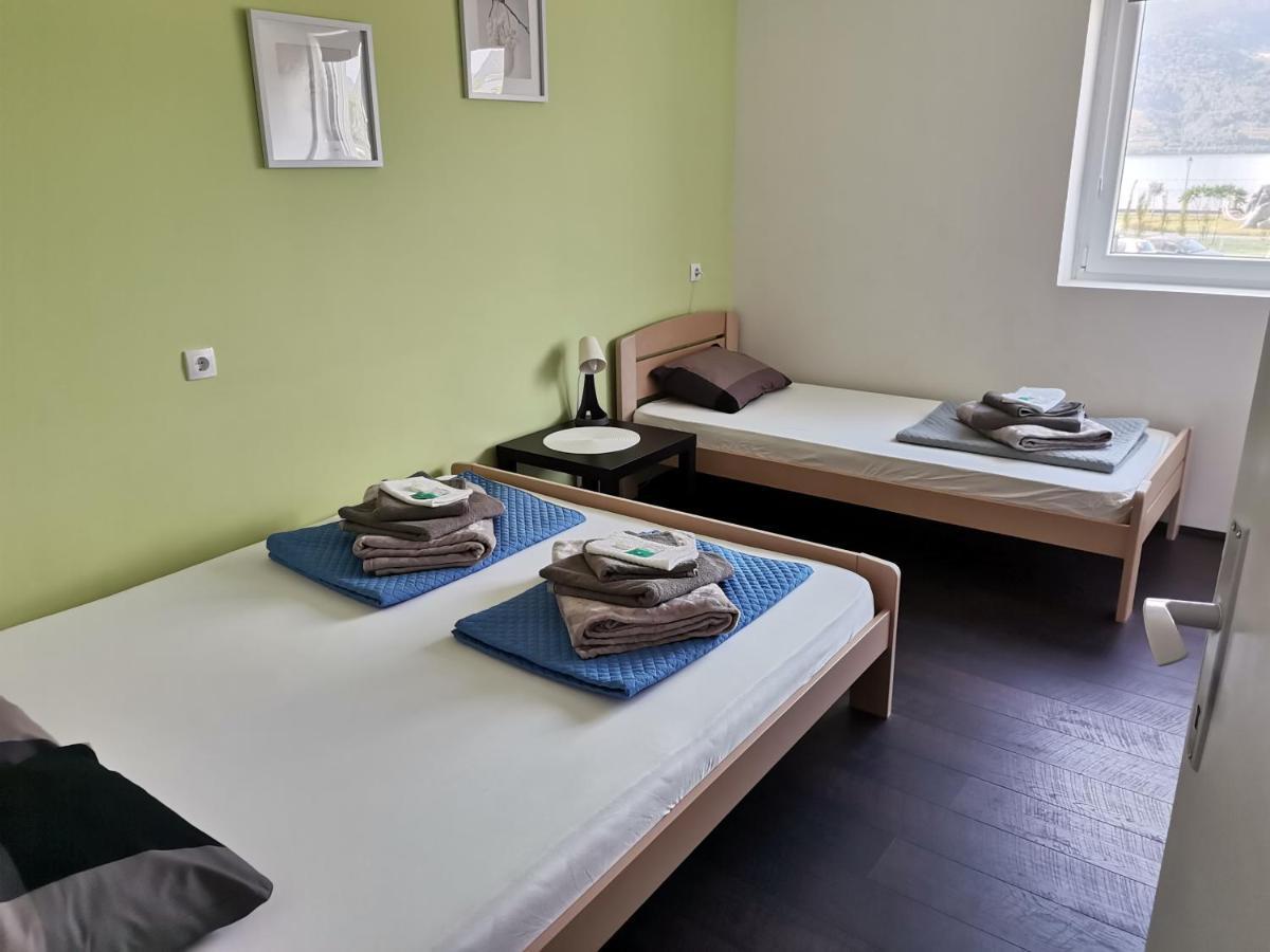 Apartman Terassa Donji Milanovac Esterno foto