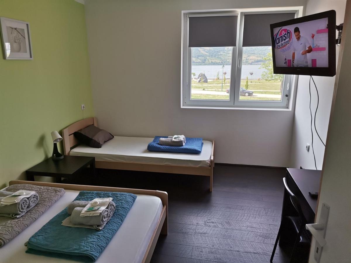 Apartman Terassa Donji Milanovac Esterno foto