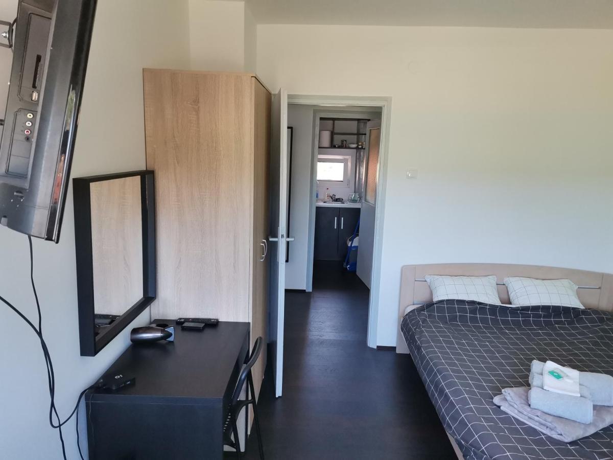 Apartman Terassa Donji Milanovac Esterno foto